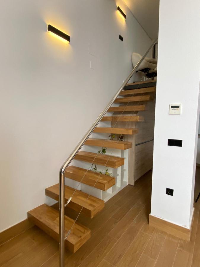 Apartamento loft moderno nervión Sevilla Exterior foto